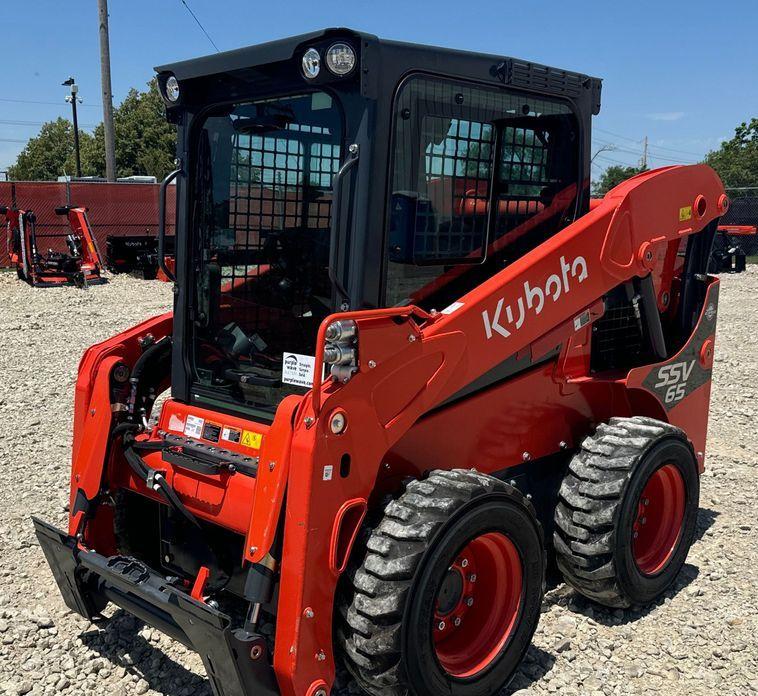 2022 Kubota SSV65